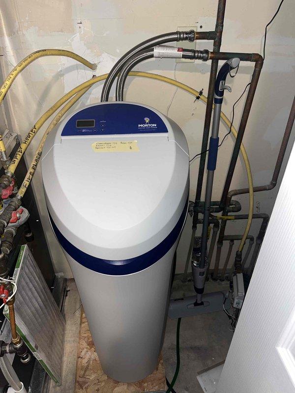 Responded to a no cooling complaint on a five-year-old air conditioning system. Diagnosed a failed hermetic terminal on the dual run capacitor, which prevented the compressor from operating properly. Replaced the defective capacitor, restored normal system operation, and verified proper cooling performance.