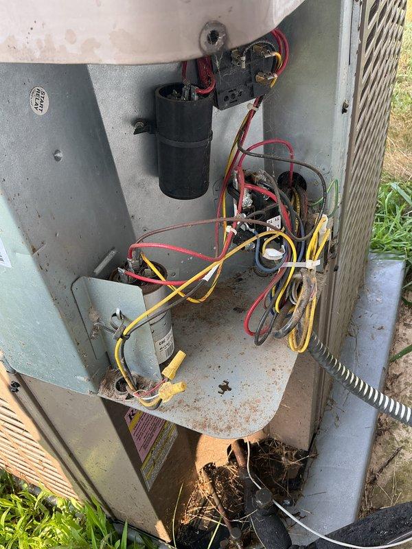 Performed preventive maintenance inspection on 10-year-old air conditioning system and identified failing dual capacitor and condenser fan motor producing excessive noise. Replaced defective dual run capacitor and condenser fan motor to restore proper system operation. Verified all electrical connections, tested system performance, and confirmed unit is operating within manufacturer specifications.