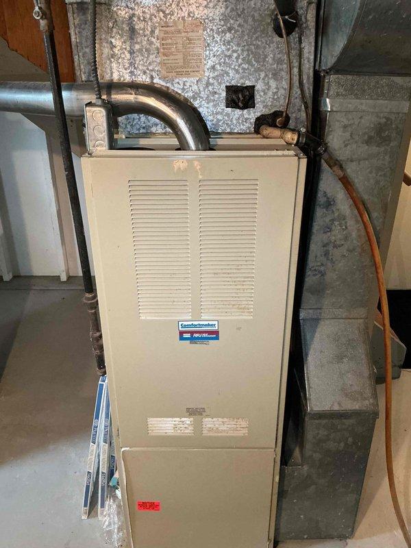 Completed routine air conditioning tune-up and maintenance as part of Family Rewards membership program. Performed comprehensive inspection of all routine components, thoroughly cleaned outdoor condenser unit, and conducted operational testing to verify proper system performance. No issues were identified during the service call, and equipment is operating within normal parameters.