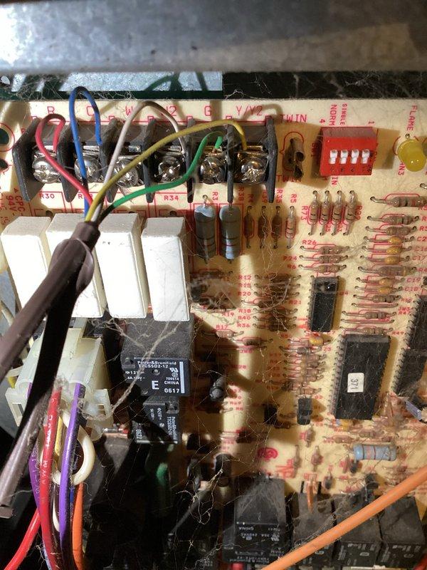 Responded to no cooling condition caused by failed blower motor. Removed and replaced defective blower motor with premium PSC blower motor rated at 825/1075 RPM, single phase (28F01). Verified proper electrical connections to capacitor and control board, tested system operation, and confirmed restoration of airflow and cooling functionality.