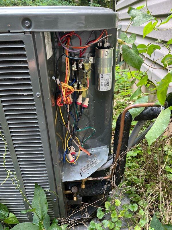 Completed comprehensive air conditioning maintenance agreement service including full system tune-up. Replaced air filter with customer-supplied unit, verified blower assembly was clean and properly balanced, and confirmed evaporator coil was clean with proper condensate drainage. Inspected all routine components on outdoor condenser unit, verified electrical connections and capacitor condition, and confirmed unit cleanliness. Conducted operational test with 15-minute runtime, measured temperature split exceeding 20 degrees, and verified all system parameters were within manufacturer specifications. System operating properly with no deficiencies noted.