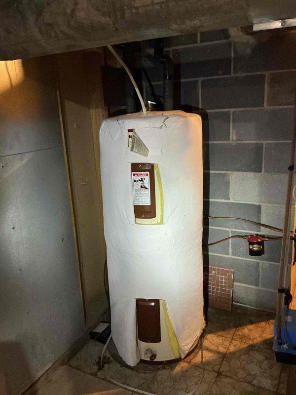 Performed routine AC maintenance tune-up on residential HVAC system, inspecting evaporator drain operation, air filter condition, and all electrical components. During indoor unit inspection, discovered blower motor capacitor testing out of specification and replaced component to restore proper system operation. Outdoor unit inspection confirmed clean condenser coils and all electrical connections in good condition, with system achieving proper 20-degree temperature split upon startup and operational testing.