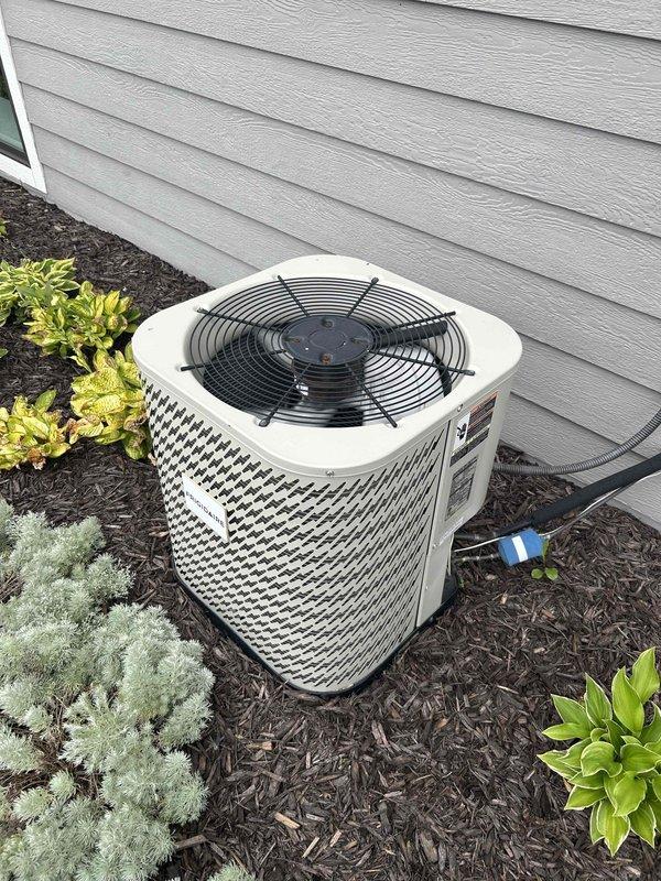 Completed annual air conditioning tuneup and preventive maintenance inspection on residential outdoor condenser unit. Performed comprehensive system checkout per maintenance agreement protocol, including visual inspection of equipment condition, verification of proper operation, and documentation of findings on standard service form. Unit found in normal operating condition with no deficiencies noted.
