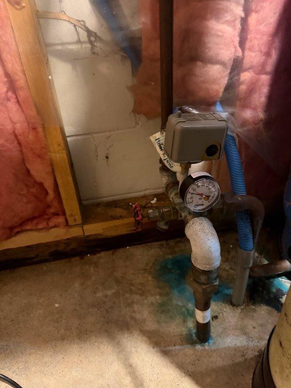 Responded to emergency call for water line leak in mechanical room. Upon arrival, identified malfunctioning pressure gauge on main water supply line contributing to system monitoring issues. Removed defective pressure gauge and installed new replacement unit to restore proper pressure monitoring capability. Verified system operation and confirmed leak resolution upon completion of gauge replacement.