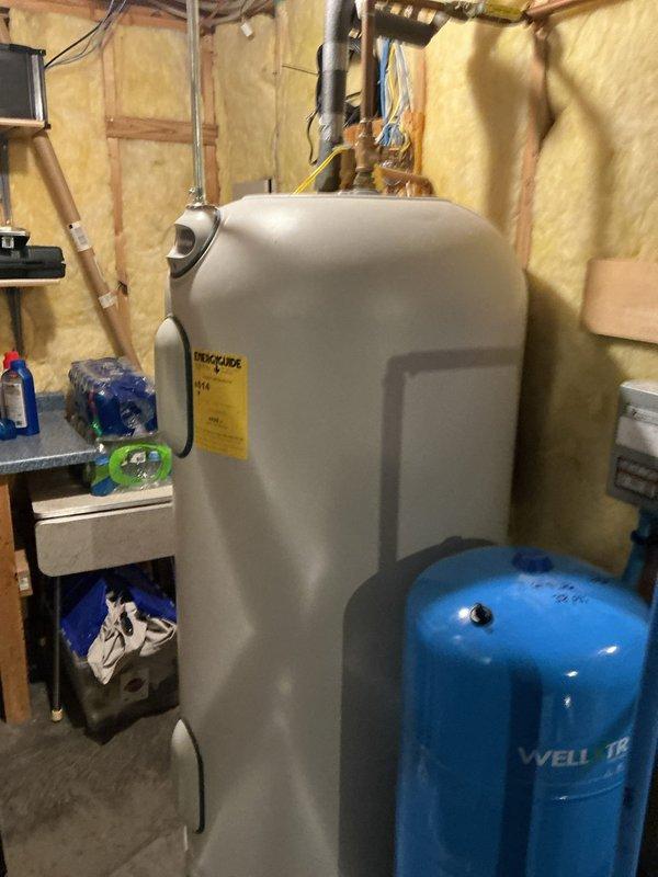 Completed comprehensive furnace tune-up and maintenance on 4-year-old heating system with no issues identified. Enrolled customer in new maintenance agreement to replace previously cancelled membership at no charge. Performed standard maintenance procedures including system inspection, electrical testing with multimeter showing proper amperage and resistance readings, and evaluation of humidifier operation. All equipment operating within normal parameters.