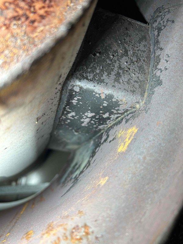 Performed comprehensive oil furnace maintenance including replacement of oil nozzle, oil filter, and air filter per customer request. Upon completion, ran full system diagnostics and monitored equipment operations to verify proper functionality. System components showed signs of dust accumulation and aging, with visible oxidation on metal surfaces and discoloration on copper refrigerant lines, though all equipment tested within normal operating parameters.