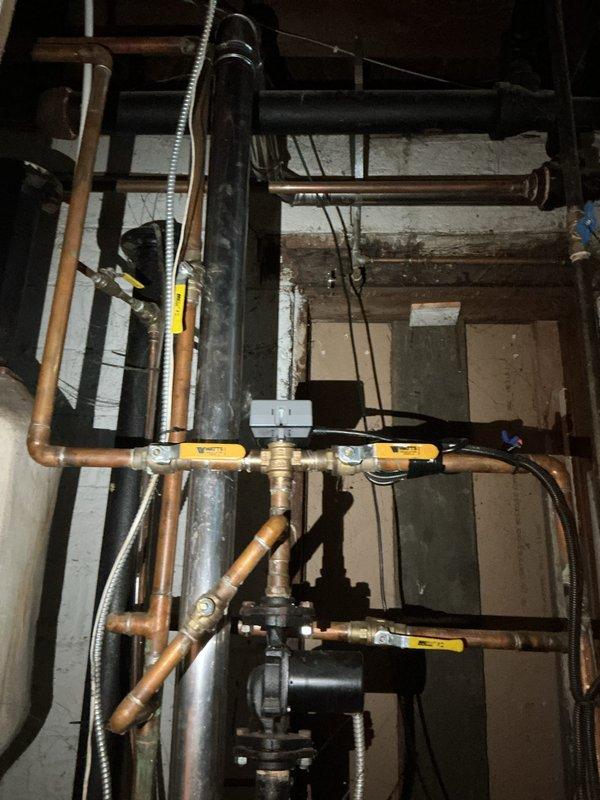 Performed annual maintenance on a Weil-McLain Gold CGi boiler (20+ years old), including cleaning of routine components and bleeding of the radiators to remove trapped air from the hydronic loop. Operated the boiler in heating mode to verify proper function, confirming normal operation of the circulator pump and zone valve components.