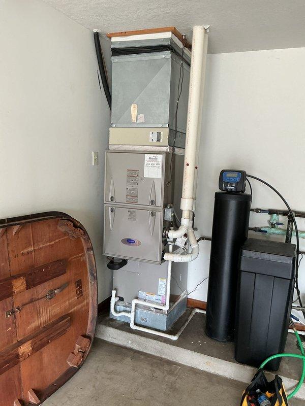 Completed first prepaid cooling maintenance visit on residential HVAC system. Performed comprehensive cooling season inspection on Carrier outdoor condensing unit and indoor air handler, verifying proper refrigerant levels, electrical connections, and operational performance. Scheduled customer for upcoming heating maintenance visit before departure, with customer requesting and receiving approval for advanced appointment scheduling.