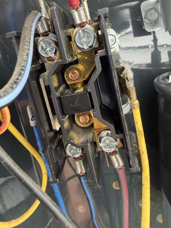 Responded to service call for leak search on HVAC system. Upon arrival, performed comprehensive system inspection and identified failed capacitor with compromised terminals and corroded electrical connections at contactor assembly. Replaced defective dual-run capacitor, cleaned and tightened all electrical connections at contactor, and verified proper voltage and amperage readings. System tested and confirmed operating within manufacturer specifications with no refrigerant leaks detected.