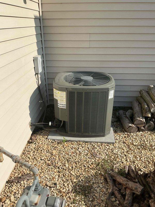 Completed first-stage preventive maintenance on residential air conditioning system. Performed comprehensive cooling season inspection of outdoor condensing unit, including visual assessment of unit condition, electrical connections, and proper installation on concrete pad with adequate clearance. Unit found to be in satisfactory operating condition with no immediate service needs identified.