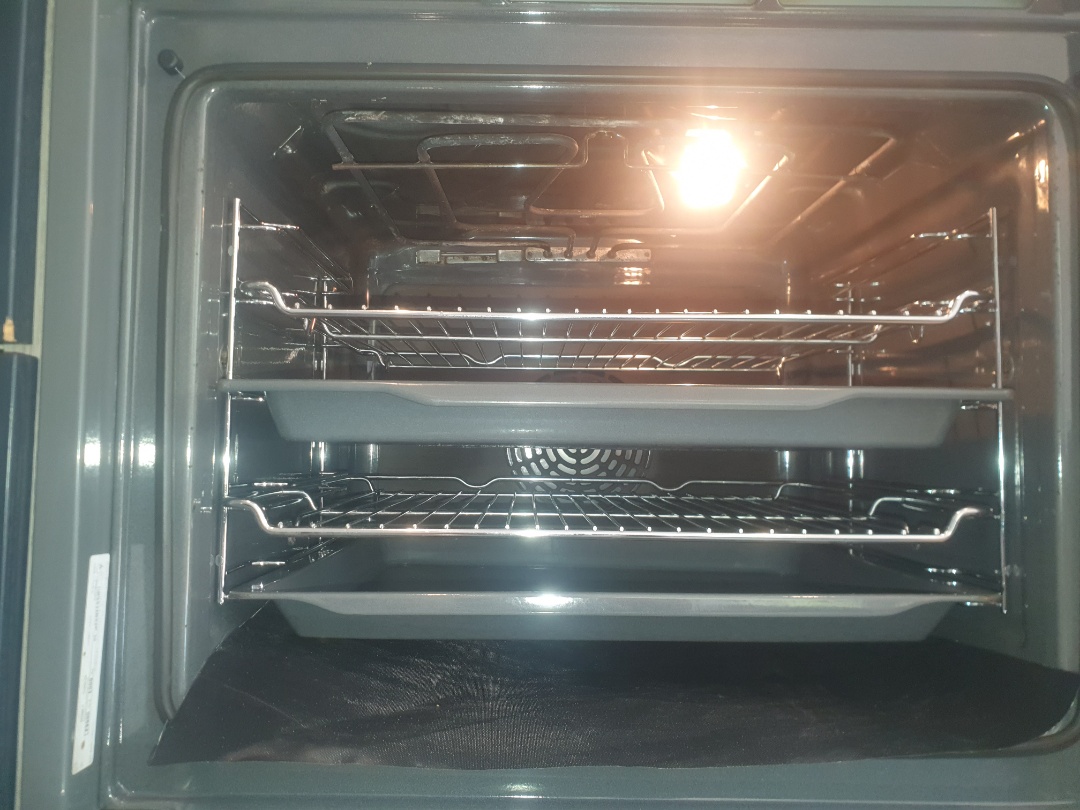 cleaning a single oven OvenGleamers Cambridge West 