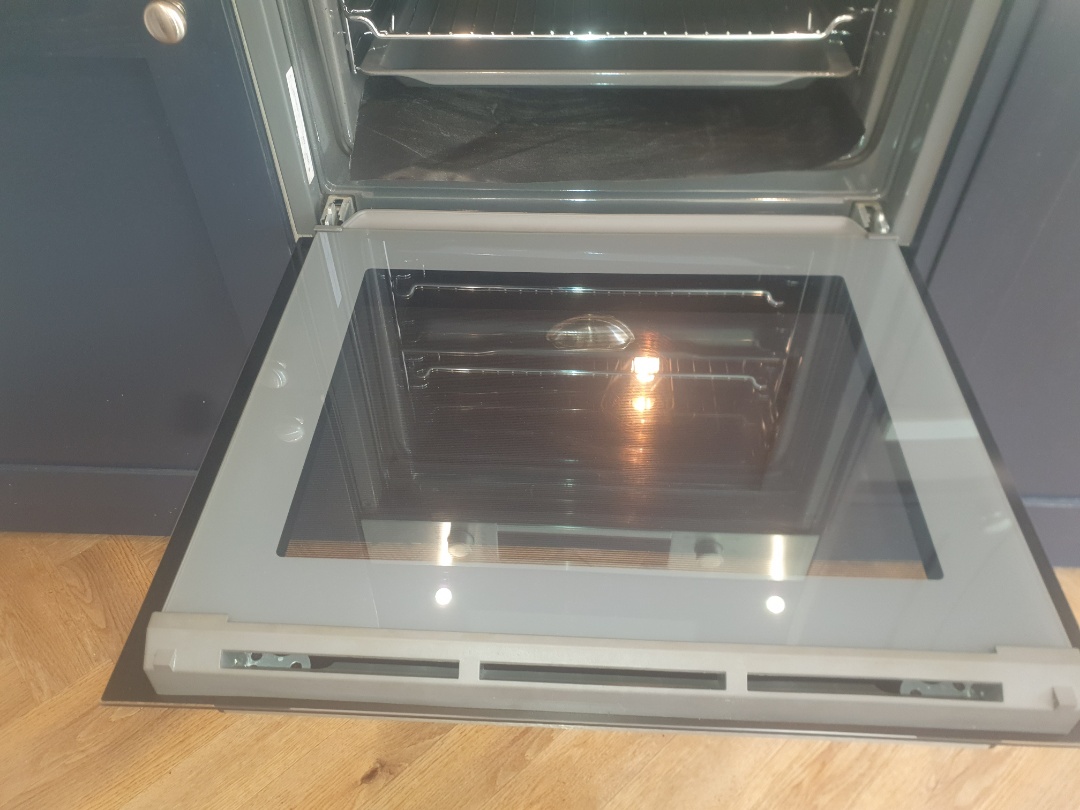 cleaning a single oven OvenGleamers Cambridge West 