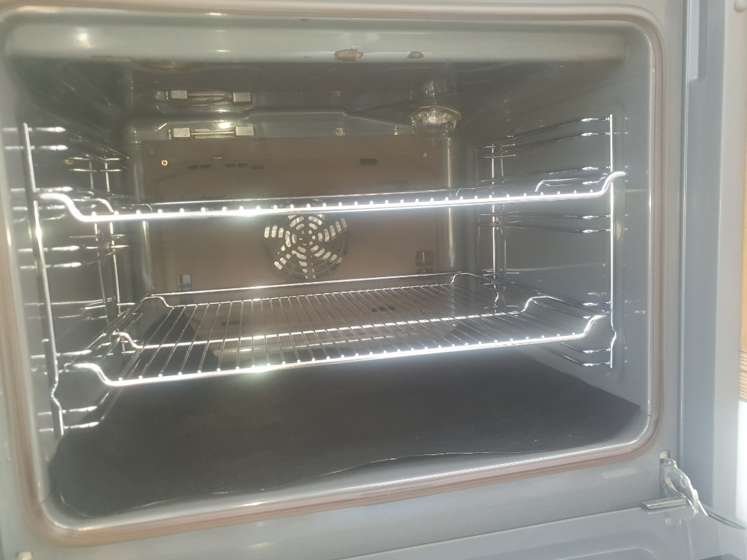 cleaning a Double oven OvenGleamers Cambridge West 