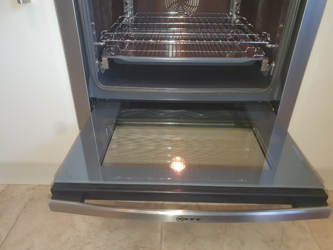 cleaning a single oven OvenGleamers Cambridge West 