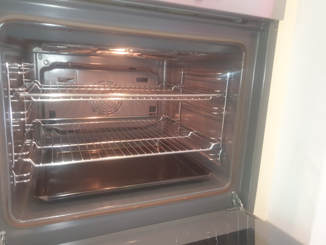 cleaning a single oven OvenGleamers Cambridge West 