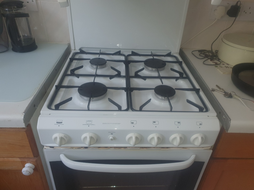 cleaning a single oven and hob and eye level grill OvenGleamers Cambridge West 