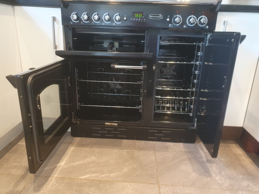 cleaning a DOR and large extractor OvenGleamers Cambridge West 