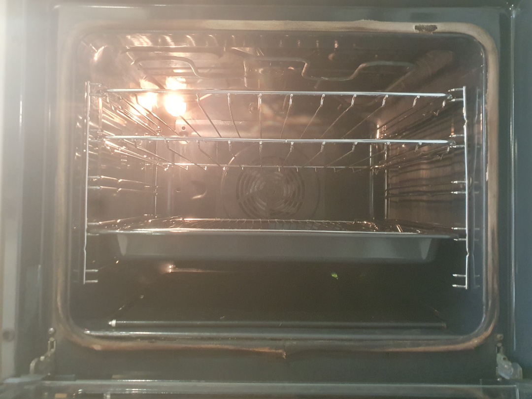 cleaning a single oven OvenGleamers Cambridge West 