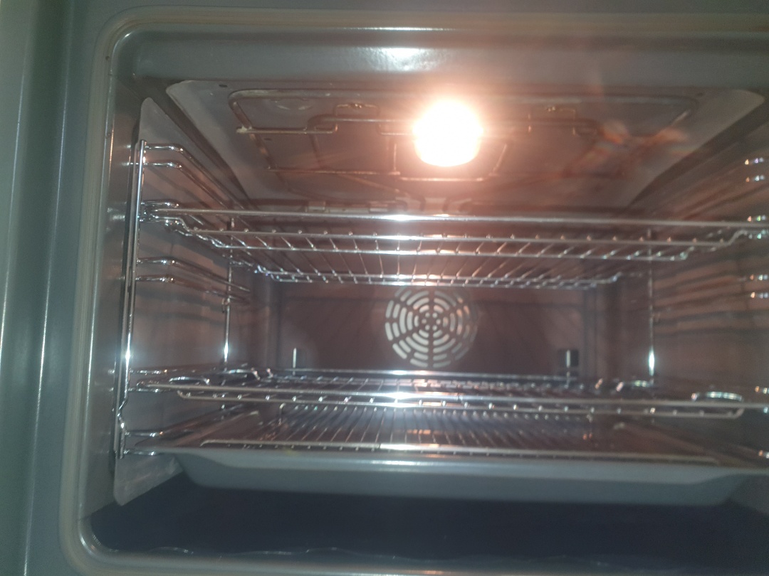 cleaning a single oven OvenGleamers Cambridge West 