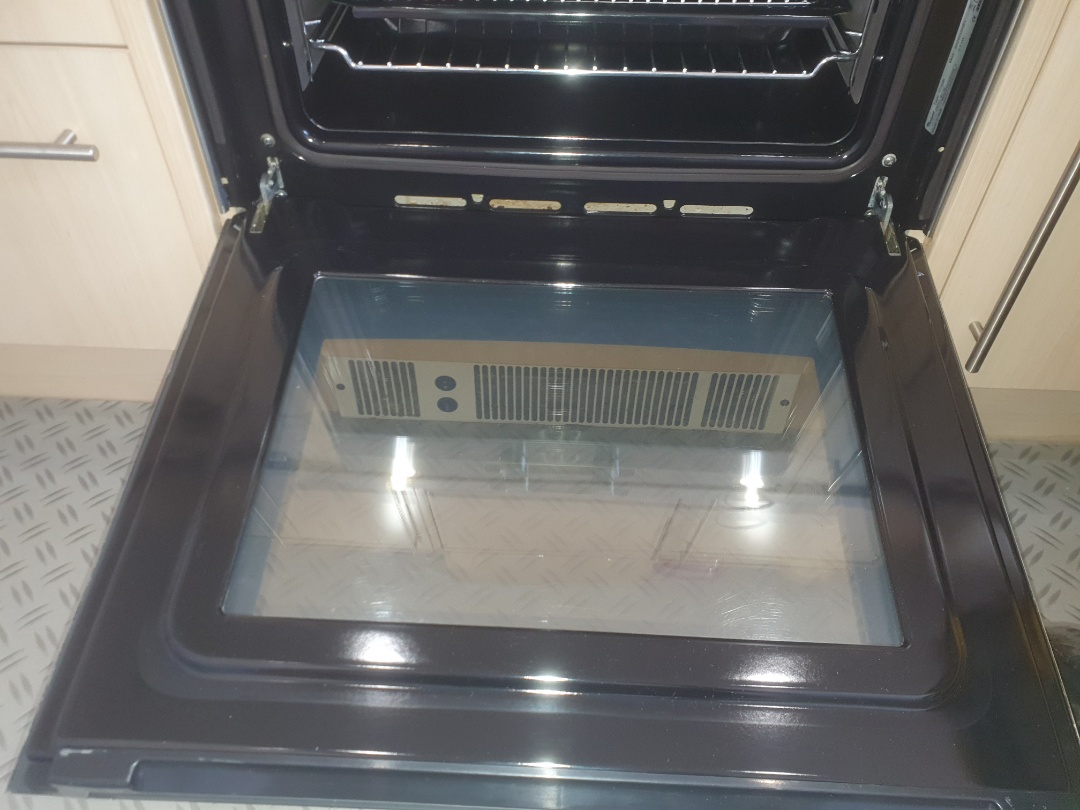 cleaning a single oven OvenGleamers Cambridge West 