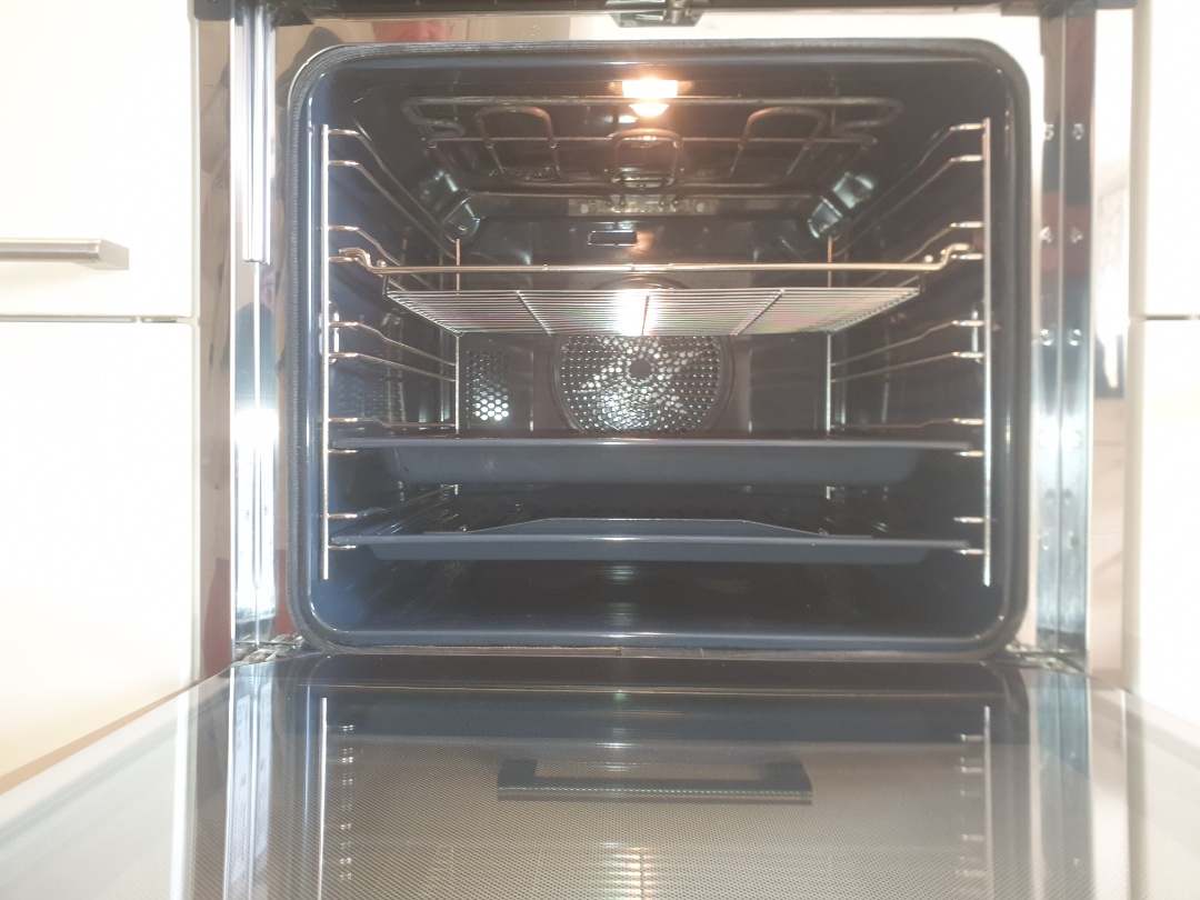 cleaning a single oven and combi oven OvenGleamers Cambridge West 