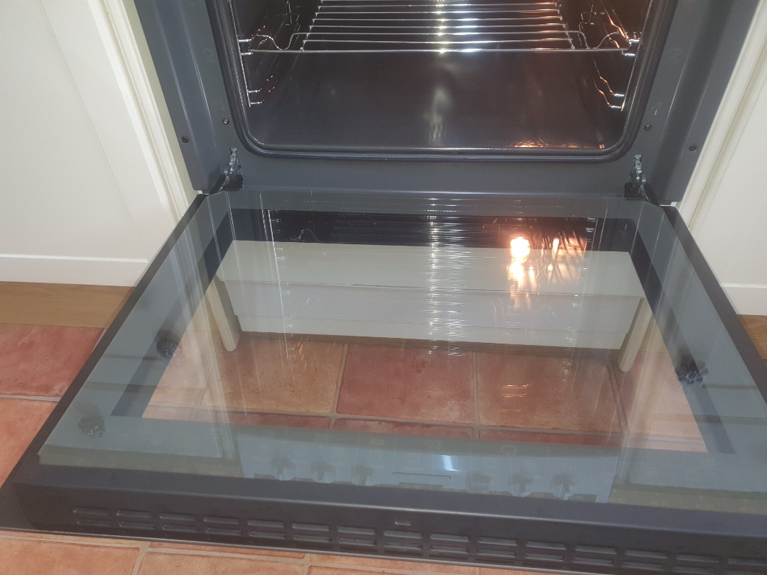 cleaning a single oven OvenGleamers Cambridge West 