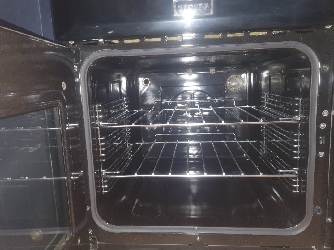 cleaning a DOR OvenGleamers Cambridge West 