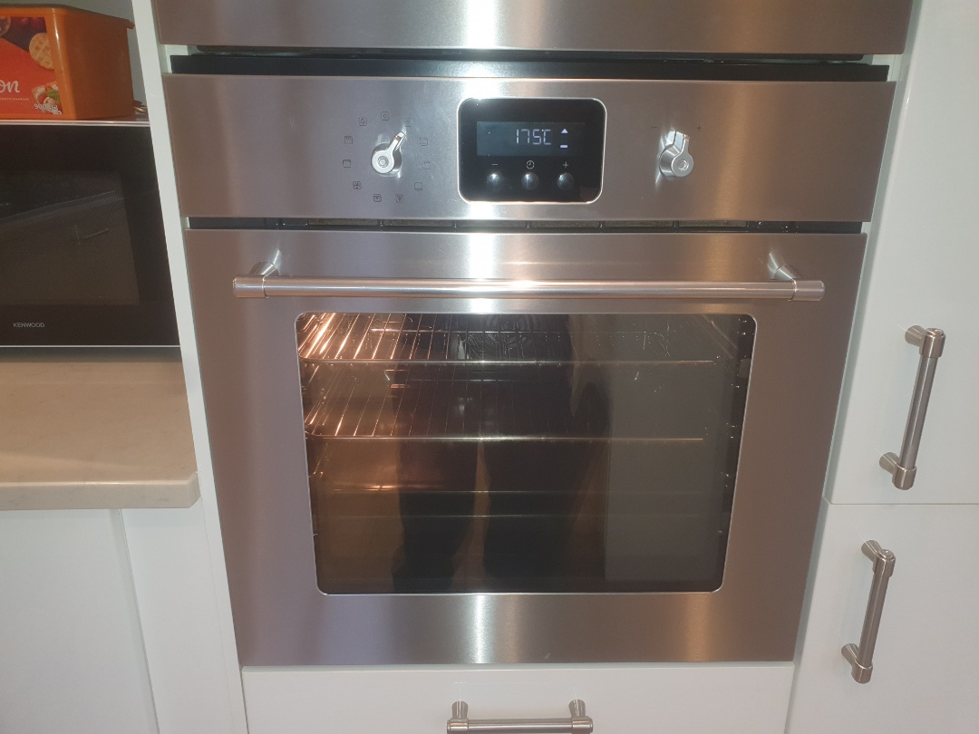 cleaning a single oven OvenGleamers Cambridge West 