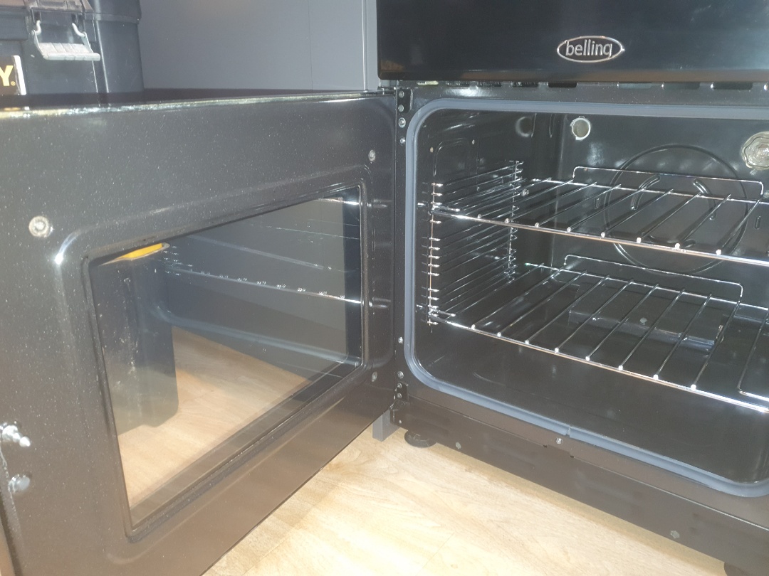 cleaning a DOR OvenGleamers Cambridge West 