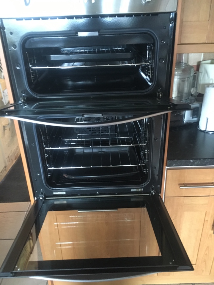 Codsall, Staffordshire - Double Whirlpool oven Billbrook Codsall, Staffordshire - Double Whirlpool oven Billbrook