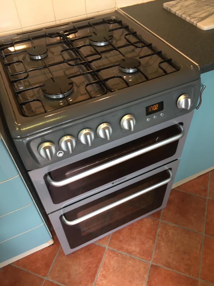 Codsall, Staffordshire - Double oven, hob & extractor in Billbrook Codsall, Staffordshire - Double oven, hob & extractor in Billbrook