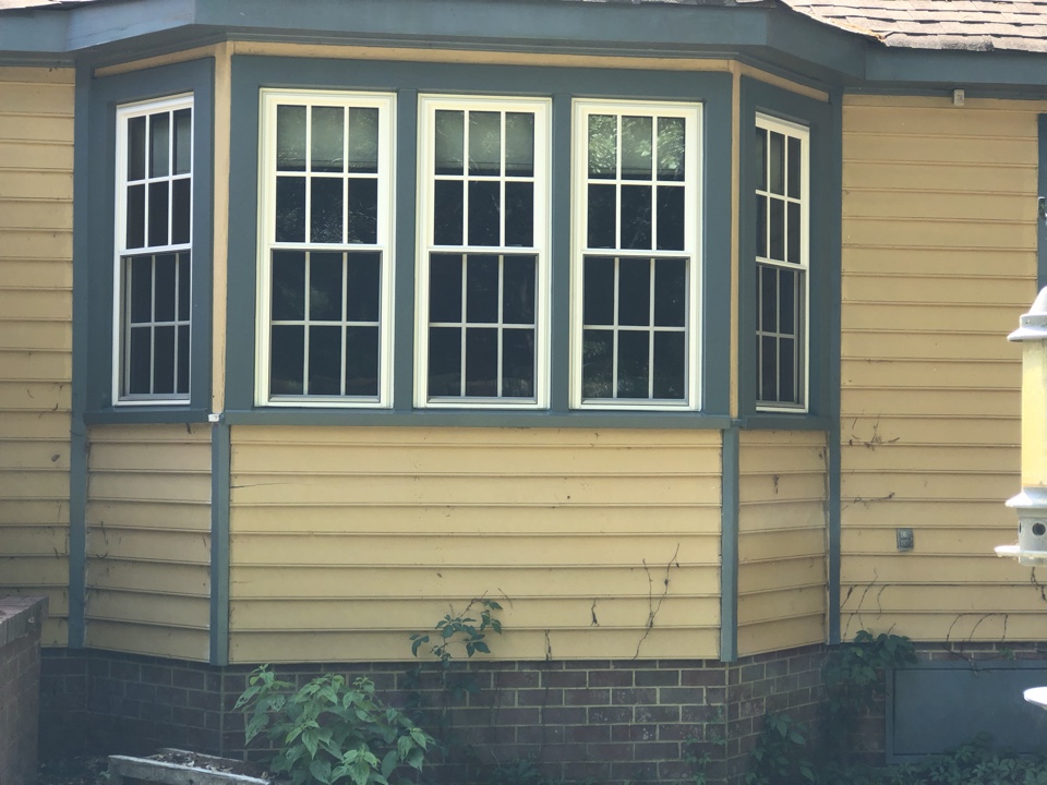 Chesapeake, VA - Better View install of Sunrise Premium Energy Efficient two tone windows in Chesapeake by the NC Border. From old to new we have a window for you, just call (757) 689-6210. Chesapeake, VA - Better View install of Sunrise Premium Energy Efficient two tone windows in Chesapeake by the NC Border. From old to new we have a window for you, just call (757) 689-6210.