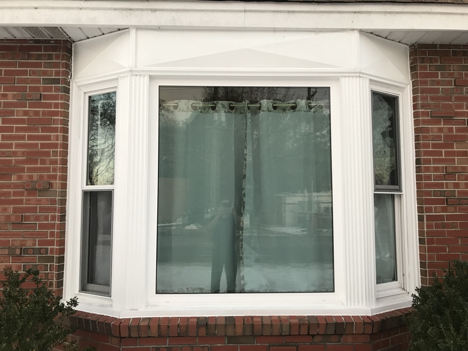 Chesapeake, VA - Better View back out agin to install more energy efficient windows and wrap on a property by Deep Creek in Chesapeake we did this Bay Unit a year ago and it still looks great. If you like what you see call us at (757) 689-6210. Chesapeake, VA - Better View back out agin to install more energy efficient windows and wrap on a property by Deep Creek in Chesapeake we did this Bay Unit a year ago and it still looks great. If you like what you see call us at (757) 689-6210.