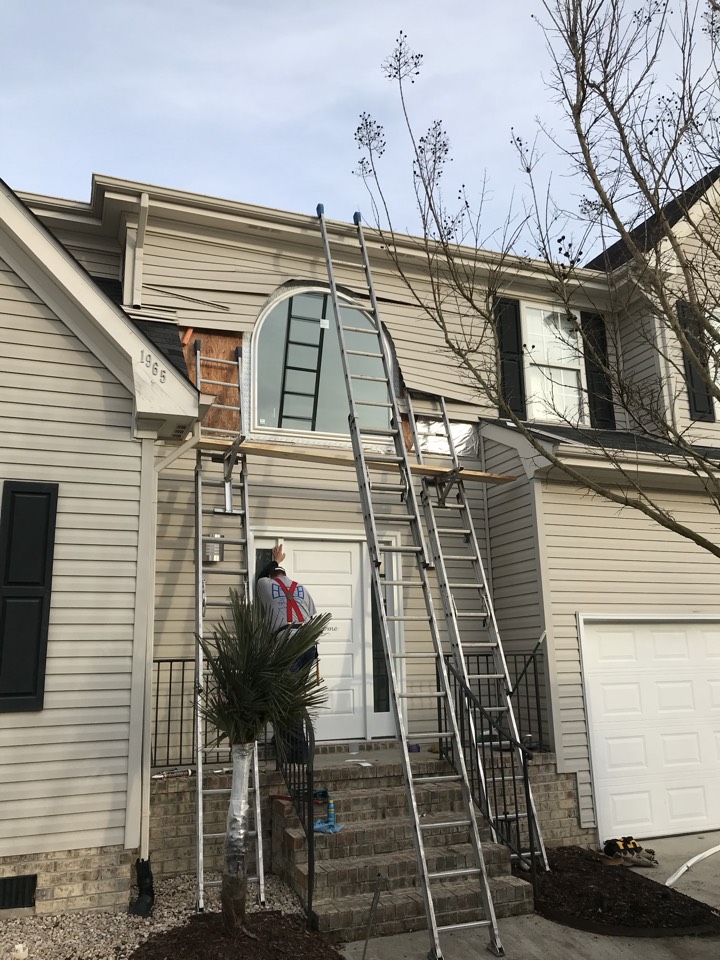 Virginia Beach, VA - Better View install of large Palladium Window in progress in VB by the National Golf Club. If you have speciality windows we can help just call (757) 689-6210. Virginia Beach, VA - Better View install of large Palladium Window in progress in VB by the National Golf Club. If you have speciality windows we can help just call (757) 689-6210.