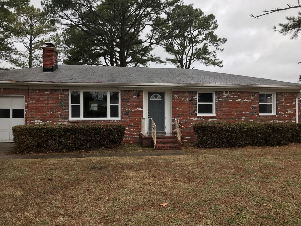 Chesapeake, VA - Another Happy Better View Customer over by Chesapeake City Park, from investment properties to your forever home we have you covered. Just call us at (757) 689-6210 and see what Better View can do for you. Chesapeake, VA - Another Happy Better View Customer over by Chesapeake City Park, from investment properties to your forever home we have you covered. Just call us at (757) 689-6210 and see what Better View can do for you.