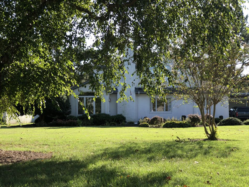 Virginia Beach, VA - Better View install of Sunrise Premium Energy Efficient windows in VB by Princess Ann Country Club. If you need some really nice widows installed professionally at a reasonable price just call us at (757) 689-6210. Virginia Beach, VA - Better View install of Sunrise Premium Energy Efficient windows in VB by Princess Ann Country Club. If you need some really nice widows installed professionally at a reasonable price just call us at (757) 689-6210.