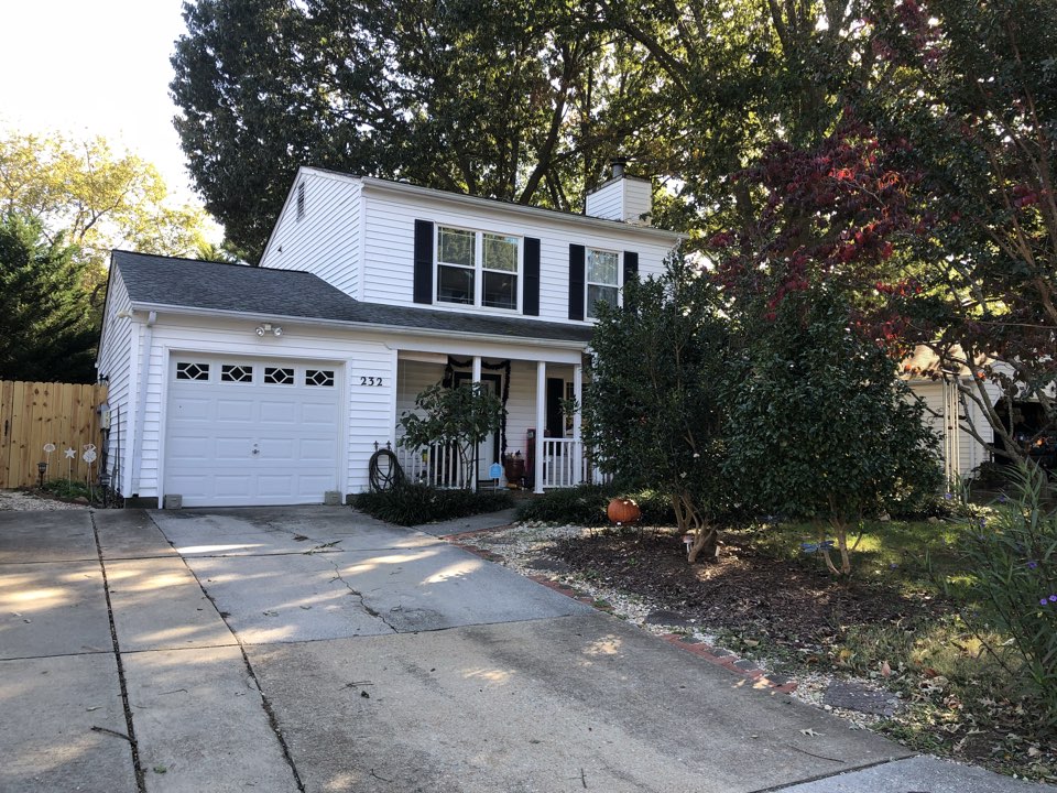 Newport News, VA - Better View install of white vinyl windows with Prairie Grids in NN by Nicewood Park. If you need a special grid pattern for different color just call us at (757) 689-6210. Newport News, VA - Better View install of white vinyl windows with Prairie Grids in NN by Nicewood Park. If you need a special grid pattern for different color just call us at (757) 689-6210.