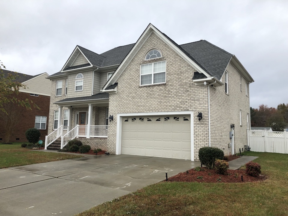 Suffolk, VA - Better View install of Windows and white PVC wrap in the Bennett’s Creek area of Suffolk. Big or small jobs from a few windows to a couple dozen we can take care of most jobs in just a day or two. Just call Better View at (757) 689-6210 to see what we can do for you. Suffolk, VA - Better View install of Windows and white PVC wrap in the Bennett’s Creek area of Suffolk. Big or small jobs from a few windows to a couple dozen we can take care of most jobs in just a day or two. Just call Better View at (757) 689-6210 to see what we can do for you.