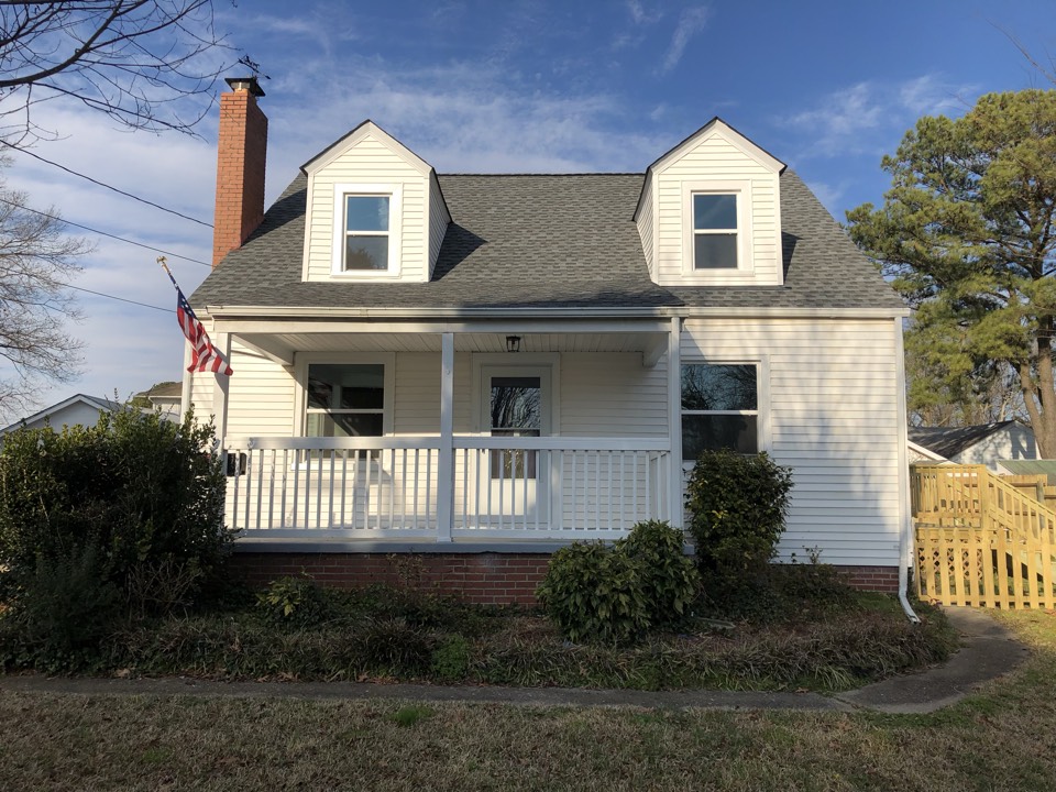 Norfolk, VA - Better View install of 18 Moss white vinyl windows and matching PVC wrap in Norfolk. If you are in need of a simple renovation or full update just call (757) 689-6210. Norfolk, VA - Better View install of 18 Moss white vinyl windows and matching PVC wrap in Norfolk. If you are in need of a simple renovation or full update just call (757) 689-6210.
