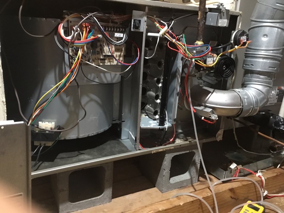 Montgomery, TX - Performing heater inspection for a single natural gas furnace that conditions this beautiful home in the April Sound golf club gated community on the edge of lake Conroe. Inspecting ductwork, heat exchanger, coil, safety switches and proper operation of this Bryant furnace. Montgomery, TX - Performing heater inspection for a single natural gas furnace that conditions this beautiful home in the April Sound golf club gated community on the edge of lake Conroe. Inspecting ductwork, heat exchanger, coil, safety switches and proper operation of this Bryant furnace.