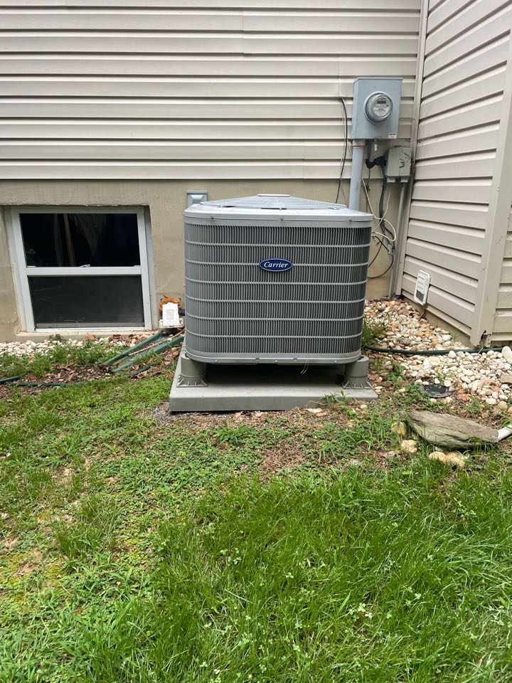Lusby, MD - Replacing a capacitor and cleaning condenser coils on a Carrier unit in Lusby Lusby, MD - Replacing a capacitor and cleaning condenser coils on a Carrier unit in Lusby