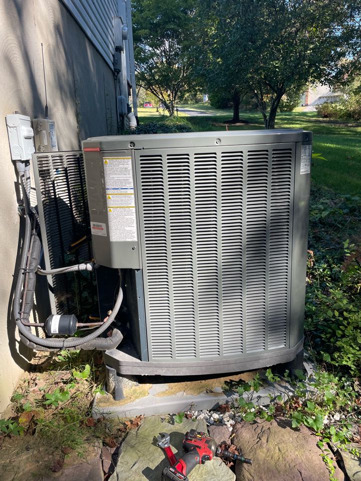 Owings, MD - Verifying proper refrigerant charge on a tune up for a Trane heat pump in Owings. Owings, MD - Verifying proper refrigerant charge on a tune up for a Trane heat pump in Owings.
