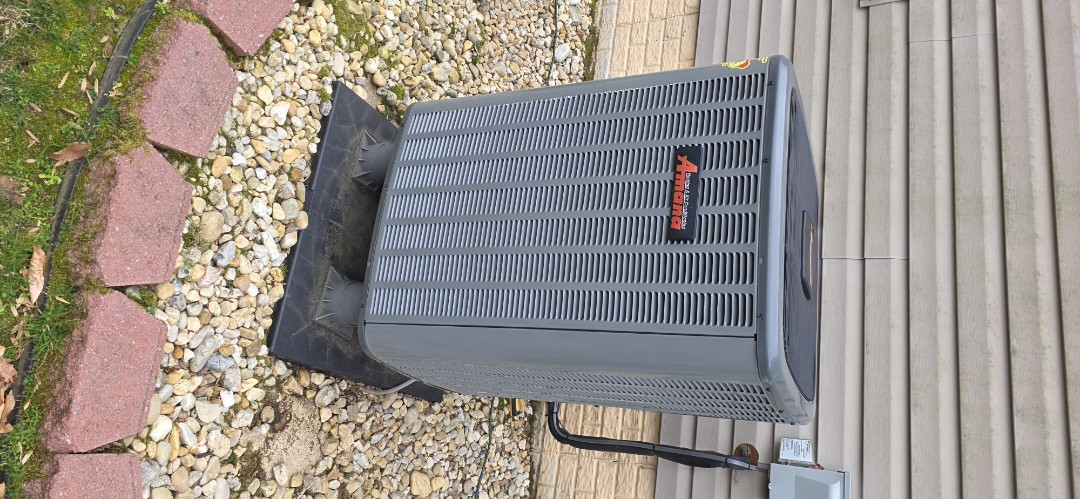 Heat pump maintenance 