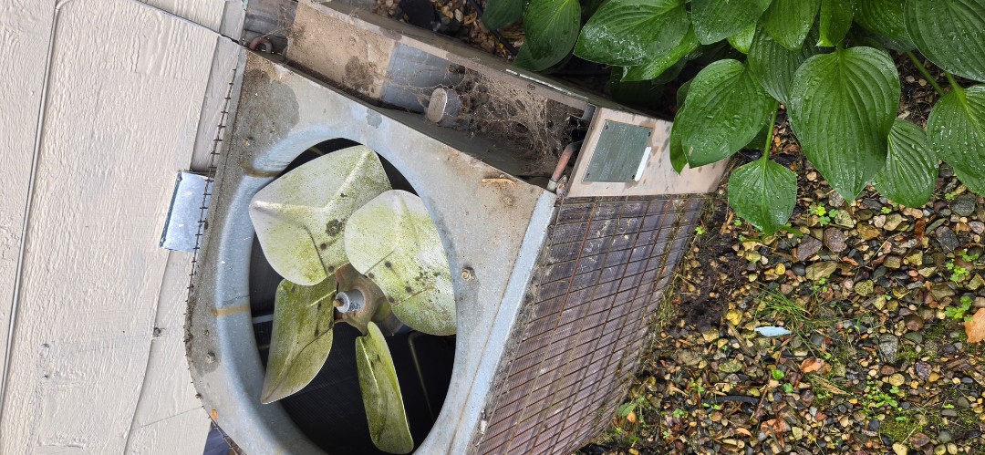 HVAC Tech needed spring ac service