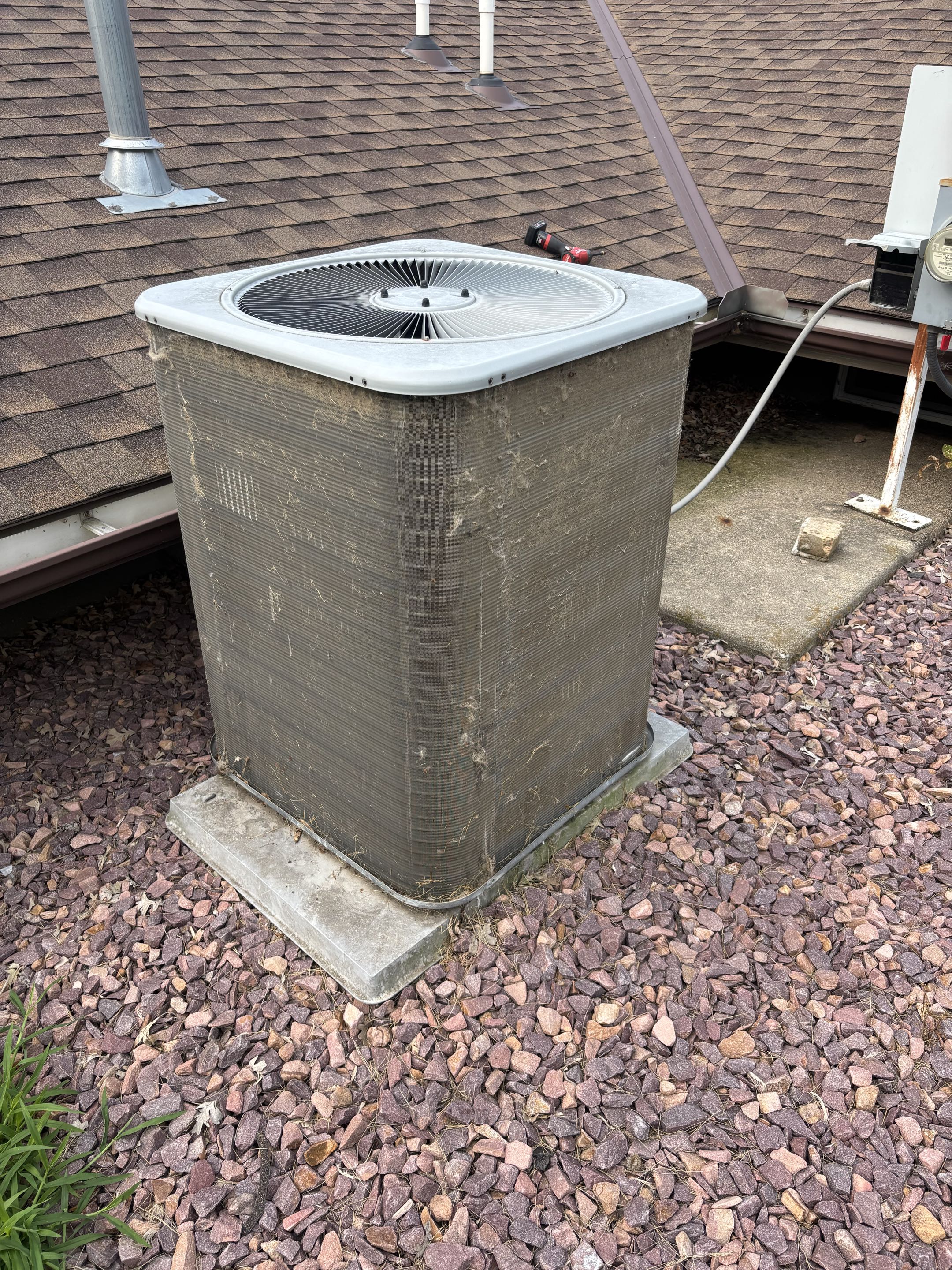 Cooling call. Performed ac service. 