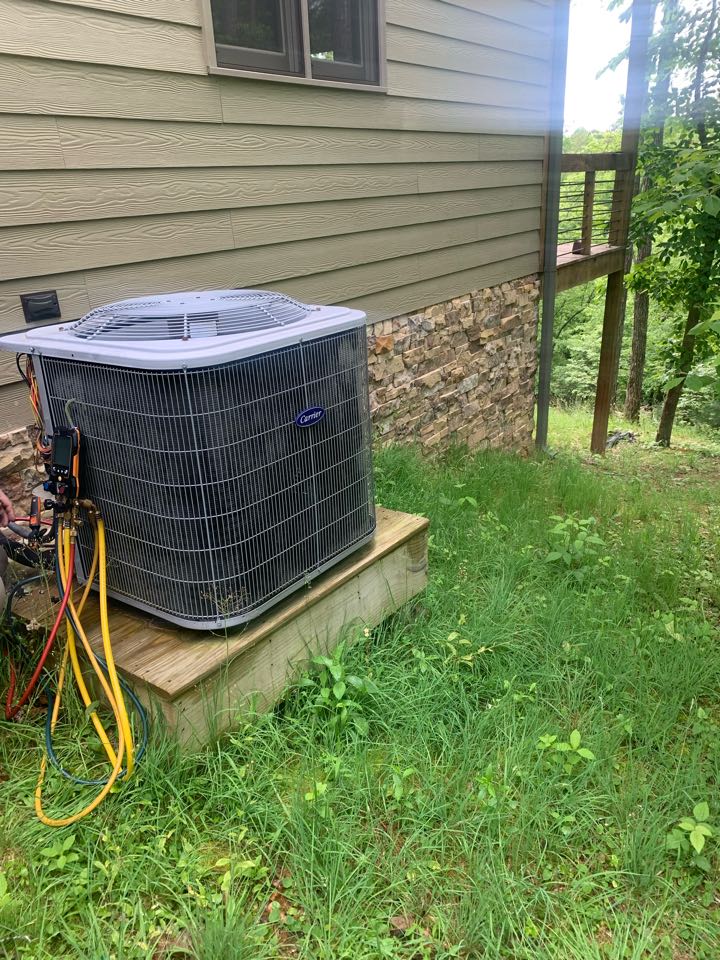 Capacitor replacement on carrier heat pump