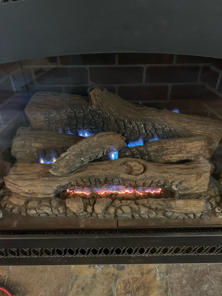 Placement of logs correctly inside the box 