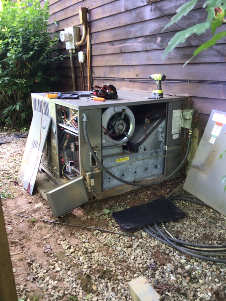Carrier package system maintenance and filter change