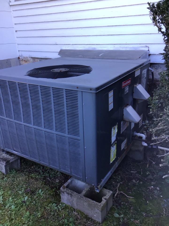 Goodman package system heating maintenance and filter change 