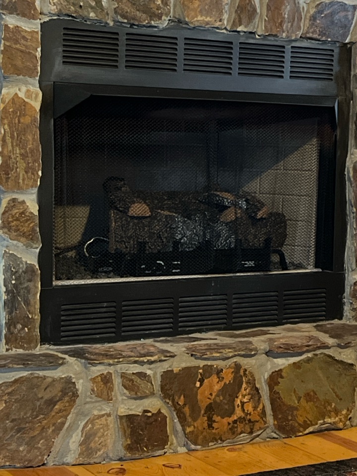 Gas logs install